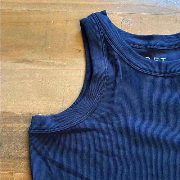 LOFT Navy Tank Top - Picture 3 of 9